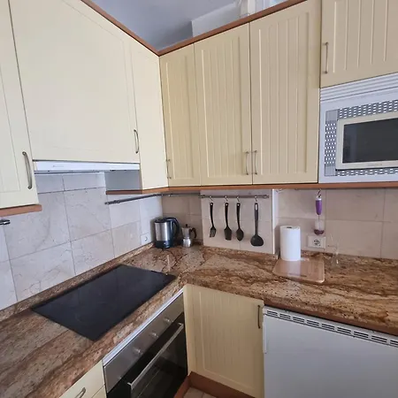 Primera Linea Playa De Canteras Apartment *